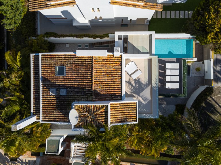 Villa for Sale in Marbella Golden Mile, Marbella, Malaga 26