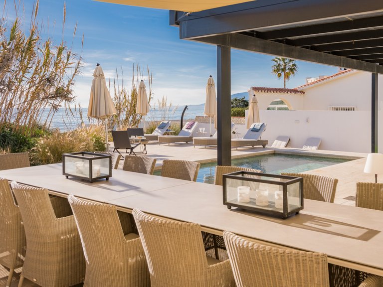 Villa for Sale in Marbella Este, Marbella, Malaga 4