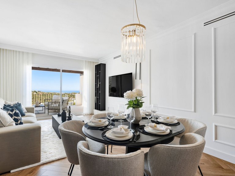 Penthouse for Sale in Altos de La Quinta, Benahavis, Malaga 8