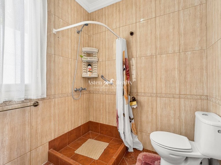Villa for Sale in Playa Paraíso, Tenerife 39