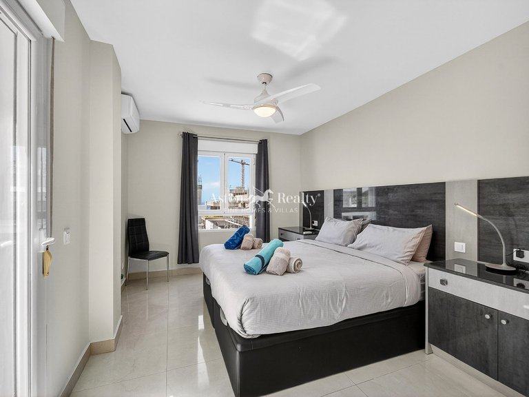 Villa for Sale in Los Cristianos, Tenerife 29