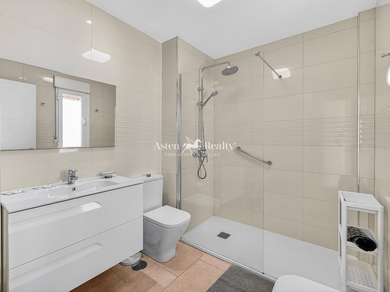 Villa for Sale in Los Cristianos, Tenerife 27