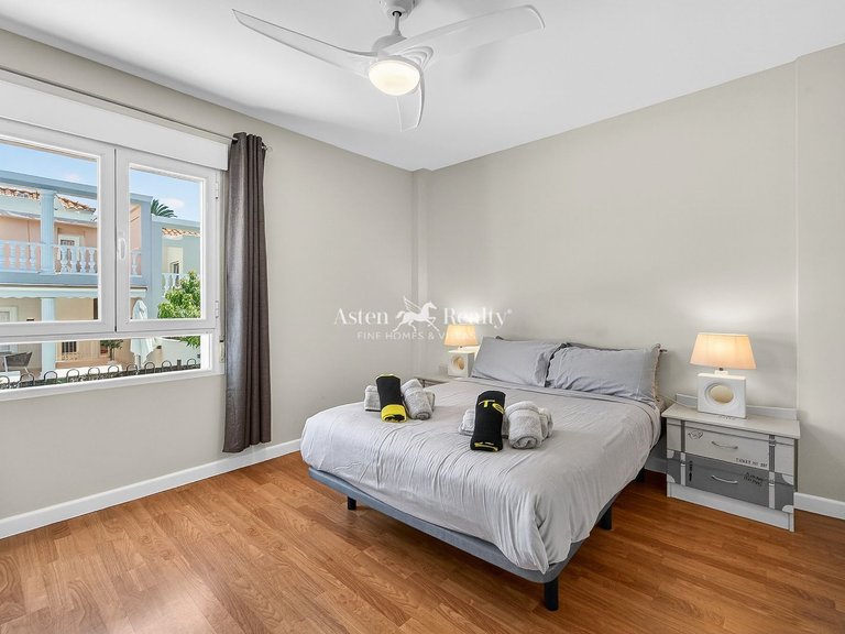 Villa for Sale in Los Cristianos, Tenerife 19