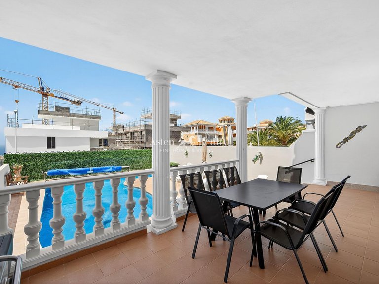 Villa for Sale in Los Cristianos, Tenerife 6
