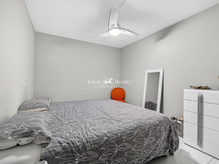 Villa for Sale in Los Cristianos, Tenerife 32