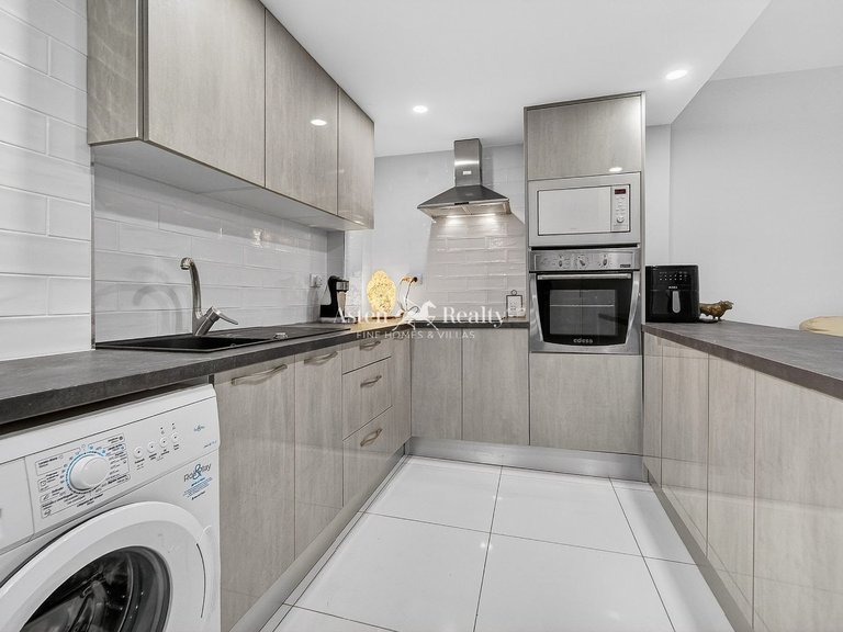 Villa for Sale in Los Cristianos, Tenerife 34