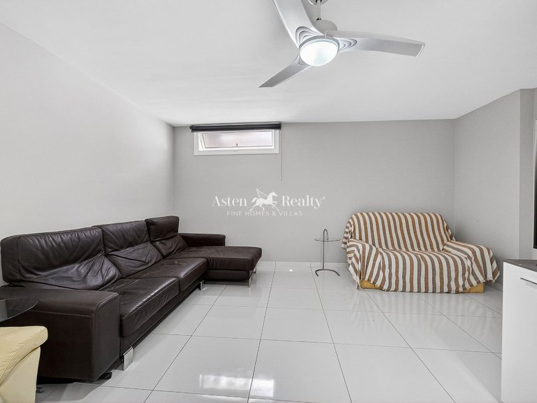 Villa for Sale in Los Cristianos, Tenerife 36