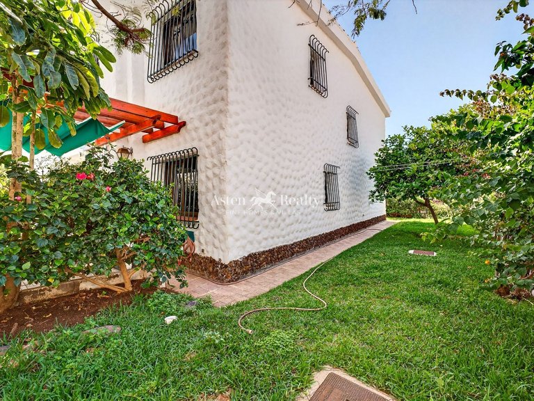 Town House for Sale in San Eugenio Bajo, Tenerife 4
