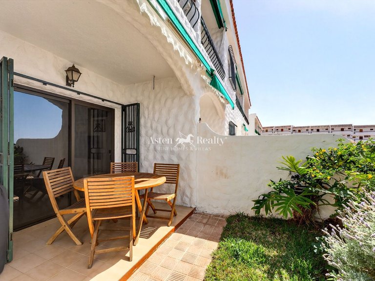 Town House for Sale in San Eugenio Bajo, Tenerife 3