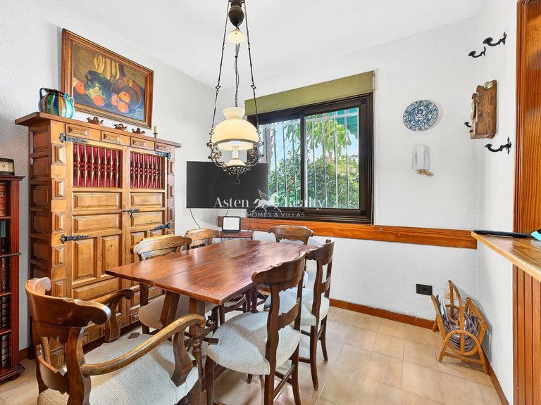 Town House for Sale in San Eugenio Bajo, Tenerife 9