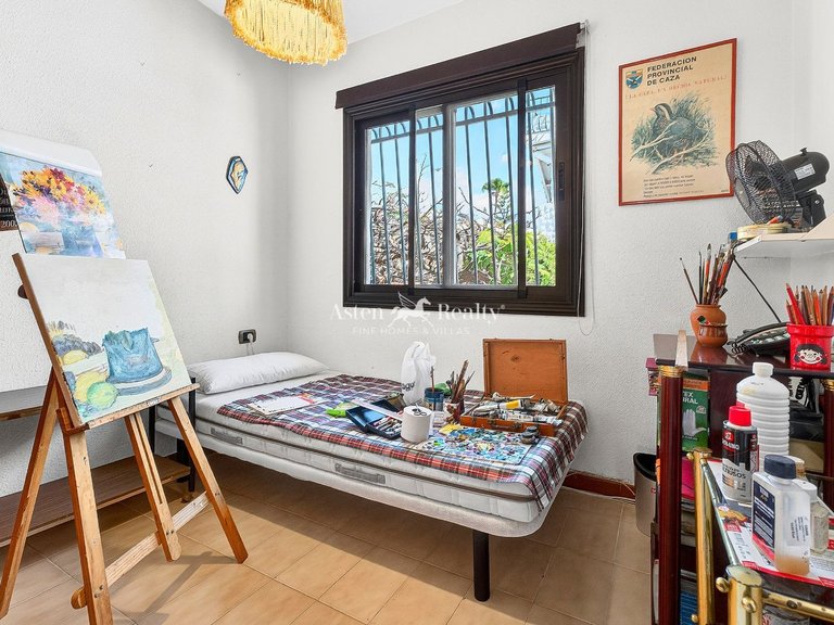 Town House for Sale in San Eugenio Bajo, Tenerife 16
