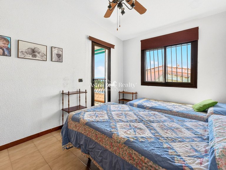 Town House for Sale in San Eugenio Bajo, Tenerife 21