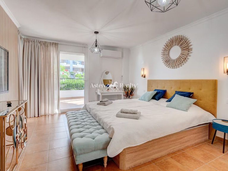 Apartment for Sale in Los Cristianos, Tenerife 11