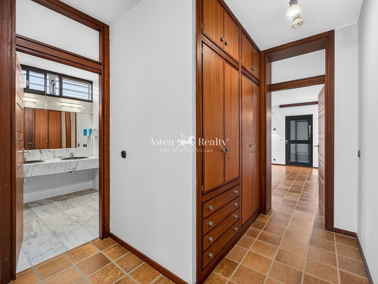 Villa for Sale in Puerto De La Cruz, Tenerife 31