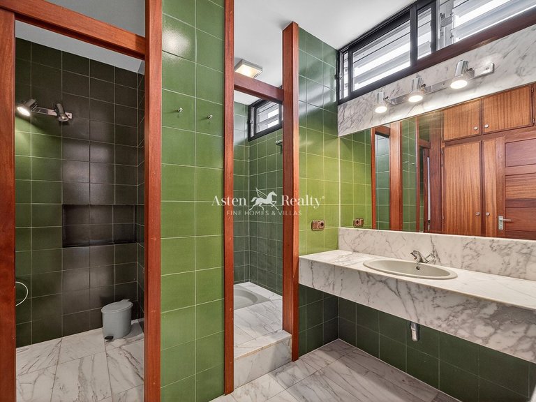 Villa for Sale in Puerto De La Cruz, Tenerife 43