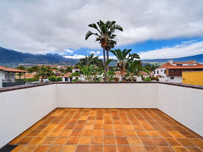 Villa for Sale in Puerto De La Cruz, Tenerife 46