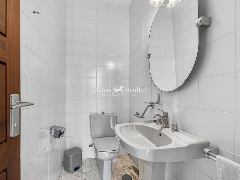 Villa for Sale in Puerto De La Cruz, Tenerife 9