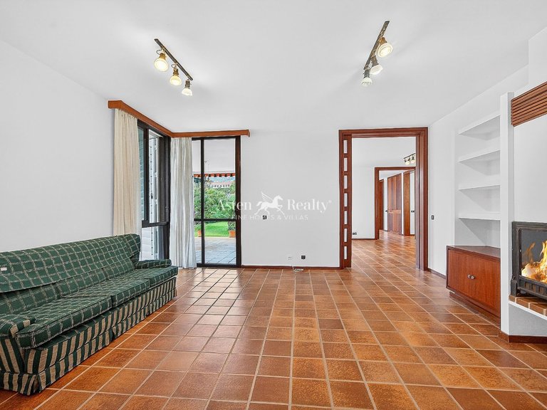 Villa for Sale in Puerto De La Cruz, Tenerife 14