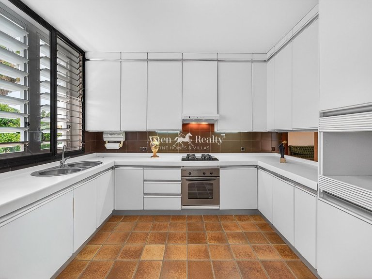 Villa for Sale in Puerto De La Cruz, Tenerife 19