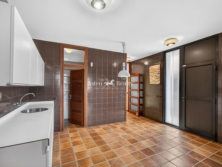 Villa for Sale in Puerto De La Cruz, Tenerife 23