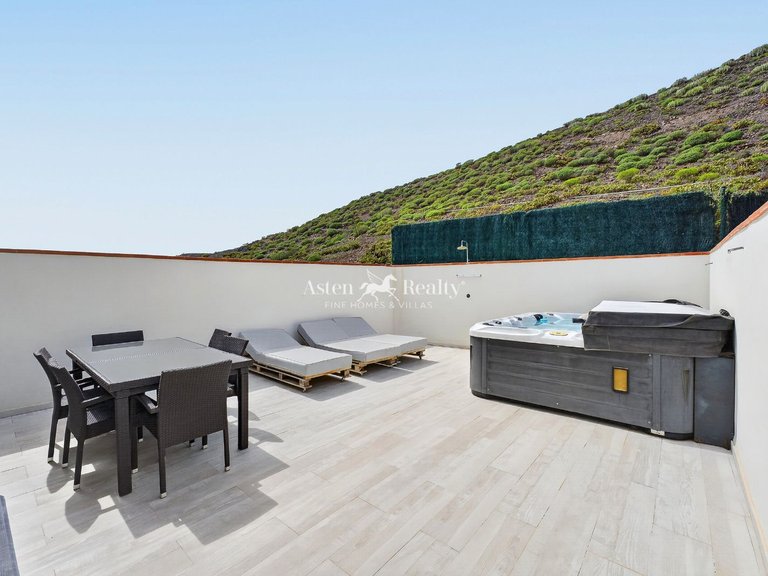 Town House for Sale in Torviscas Alto, Tenerife 16
