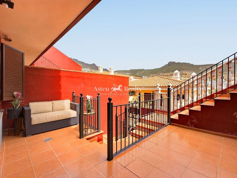 Town House for Sale in Torviscas Alto, Tenerife 3