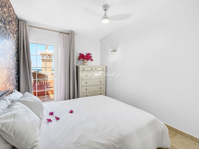 Penthouse for Sale in Palm-mar, Tenerife 18
