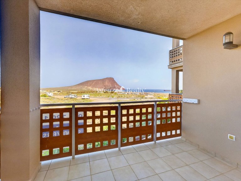 Apartment for Sale in El Medano, Tenerife 13