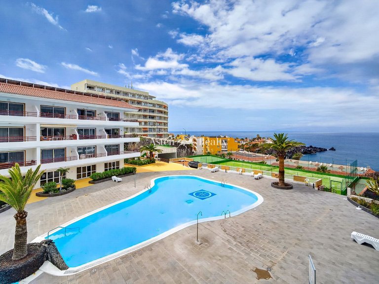 Apartment for Sale in Puerto De Santiago, Tenerife 1