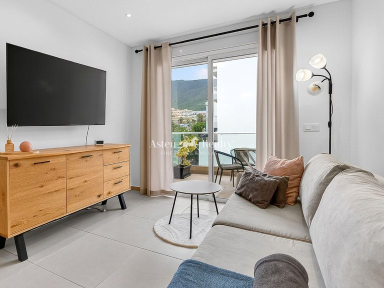 Apartment for Sale in Adeje, Tenerife 1