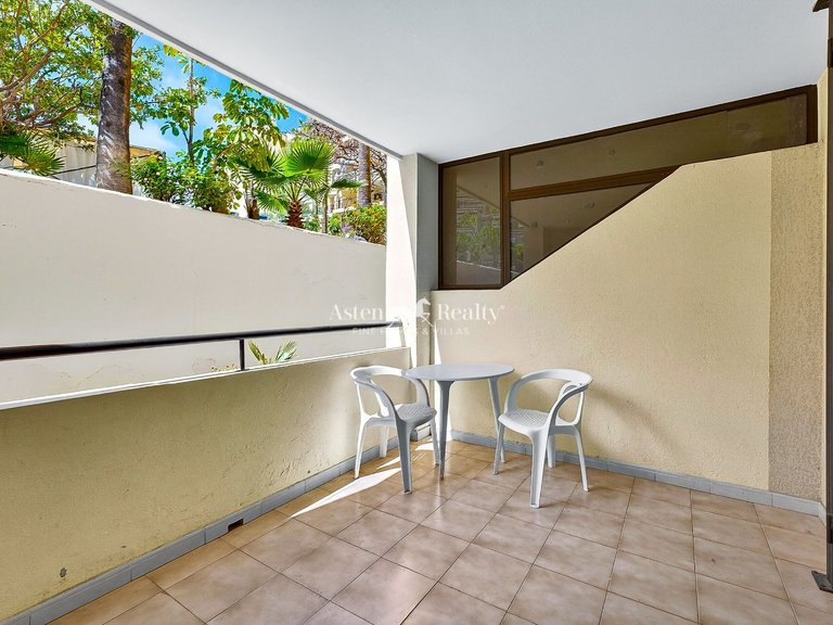 Apartment for Sale in Los Cristianos, Tenerife 2