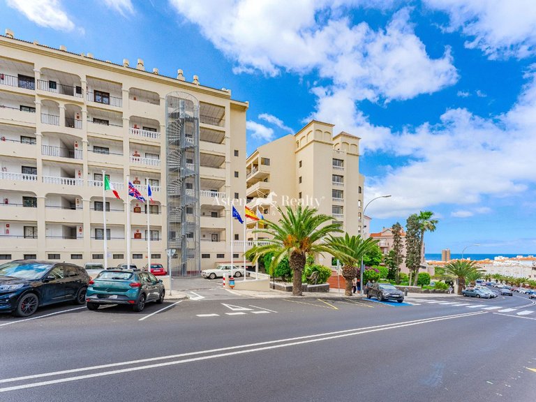 Apartment for Sale in Los Cristianos, Tenerife 16