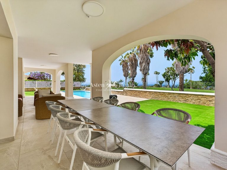 Villa for Sale in La Caleta, Tenerife 20