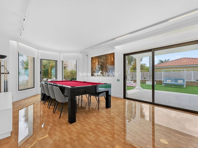 Villa for Sale in La Caleta, Tenerife 12