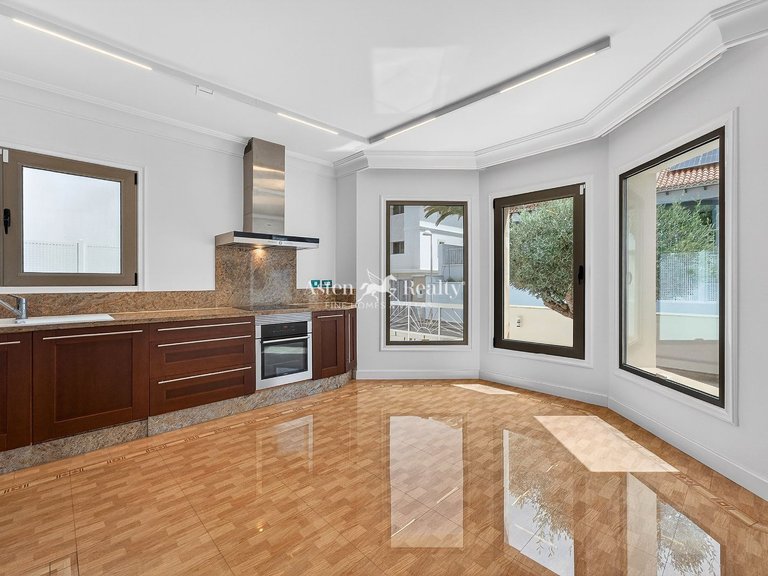 Villa for Sale in La Caleta, Tenerife 5