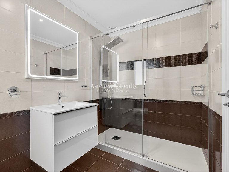 Villa for Sale in La Caleta, Tenerife 29