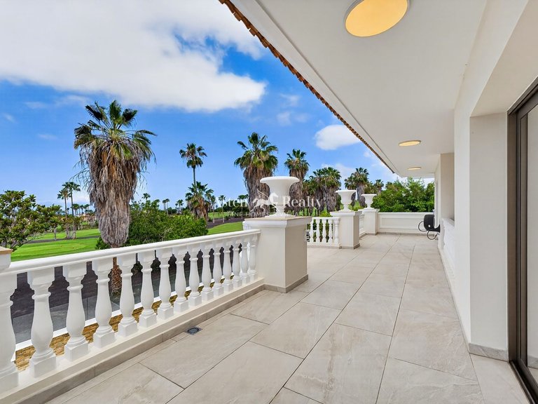 Villa for Sale in La Caleta, Tenerife 32
