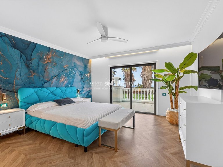 Villa for Sale in La Caleta, Tenerife 34