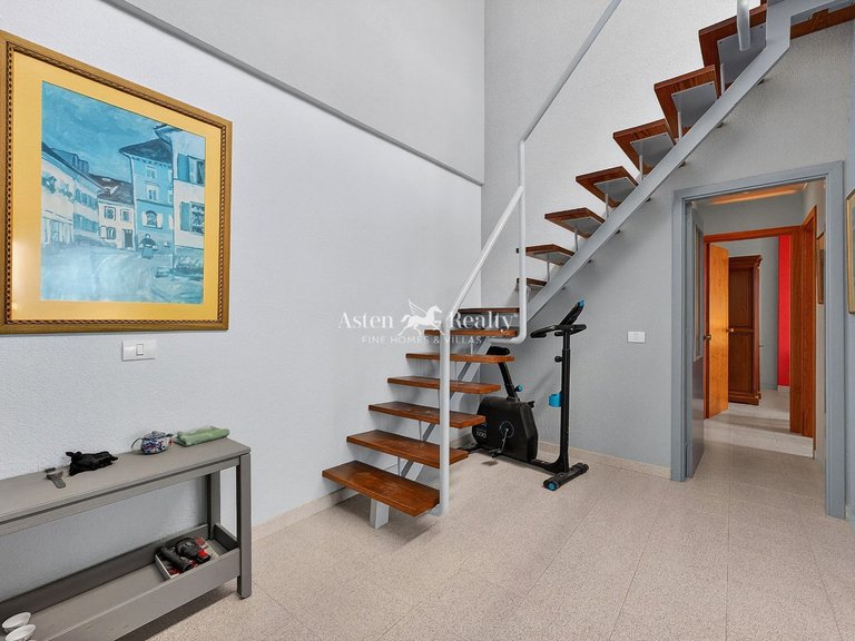 Penthouse for Sale in Parque La Reina, Tenerife 8