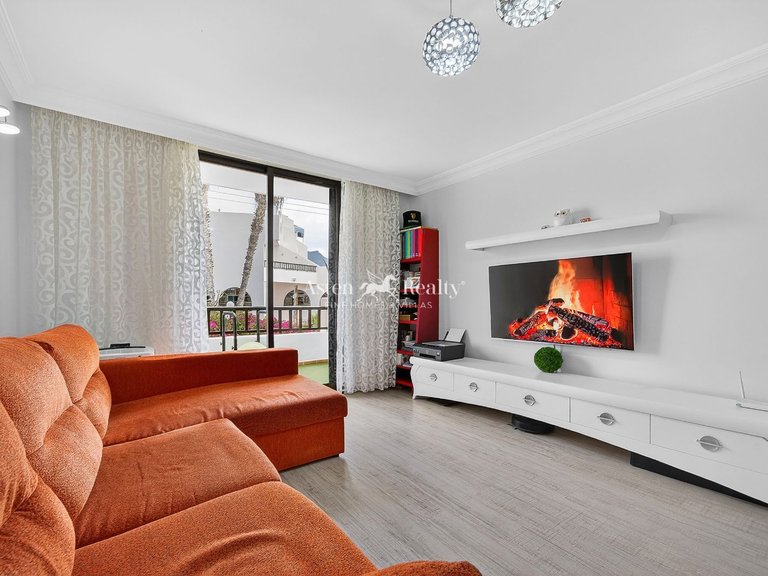 Apartment for Sale in Playa De Las Américas, Tenerife 5