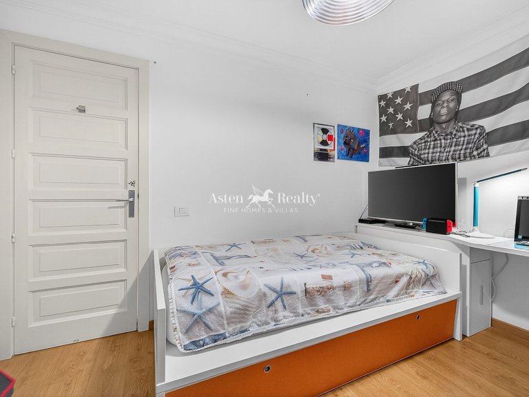 Apartment for Sale in Playa De Las Américas, Tenerife 12