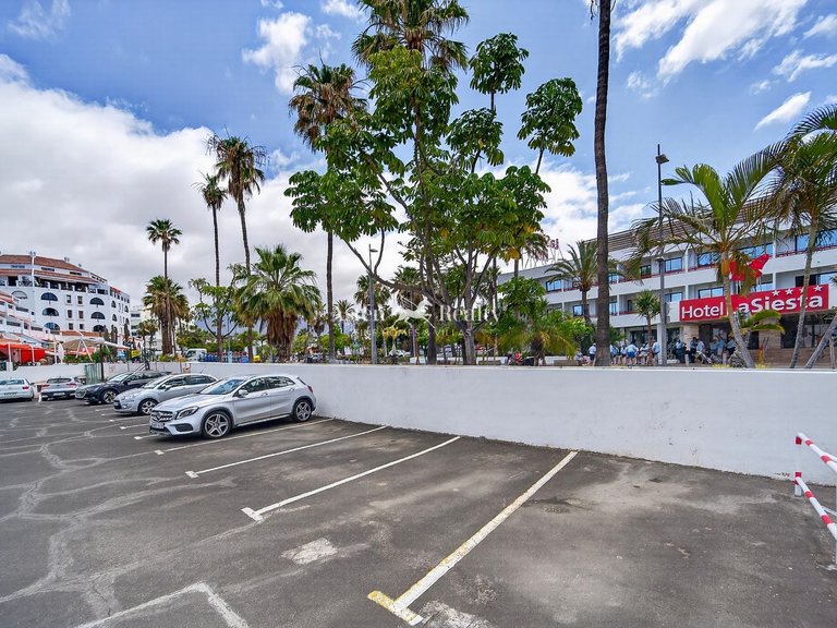 Apartment for Sale in Playa De Las Américas, Tenerife 14