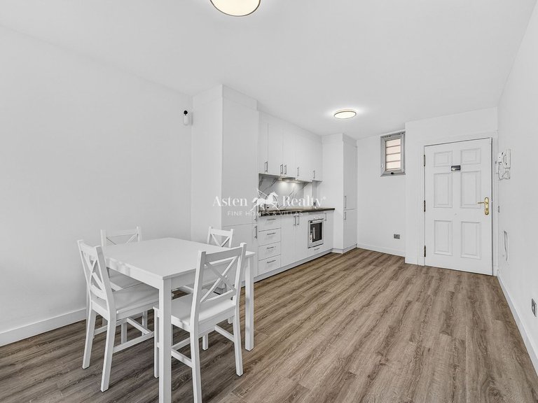 Apartment for Sale in Playa Paraíso, Tenerife 2