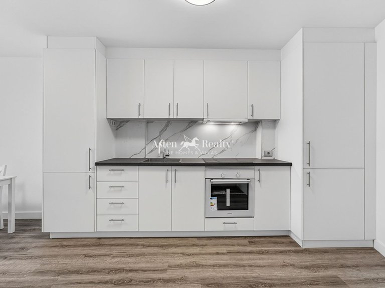 Apartment for Sale in Playa Paraíso, Tenerife 3