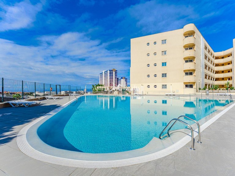 Apartment for Sale in Playa Paraíso, Tenerife 16