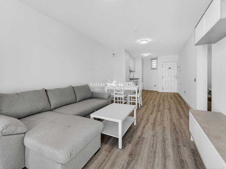 Apartment for Sale in Playa Paraíso, Tenerife 6