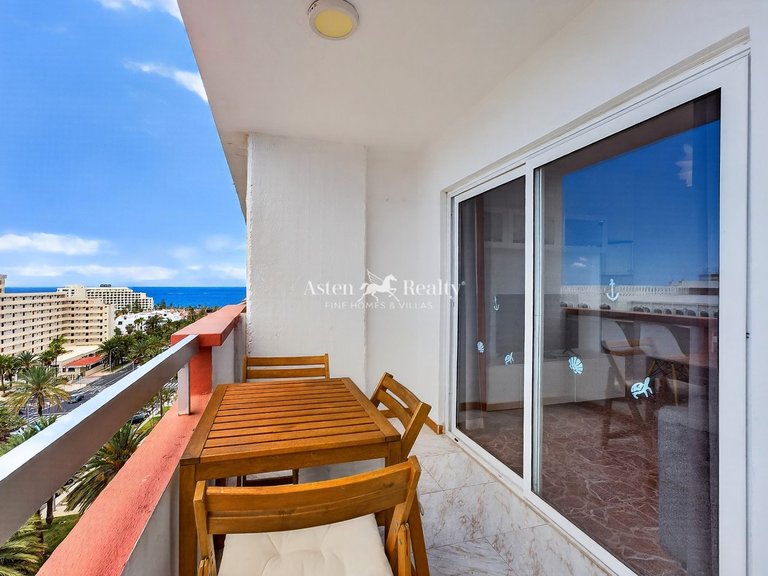 Apartment for Sale in Playa De Las Américas, Tenerife 1