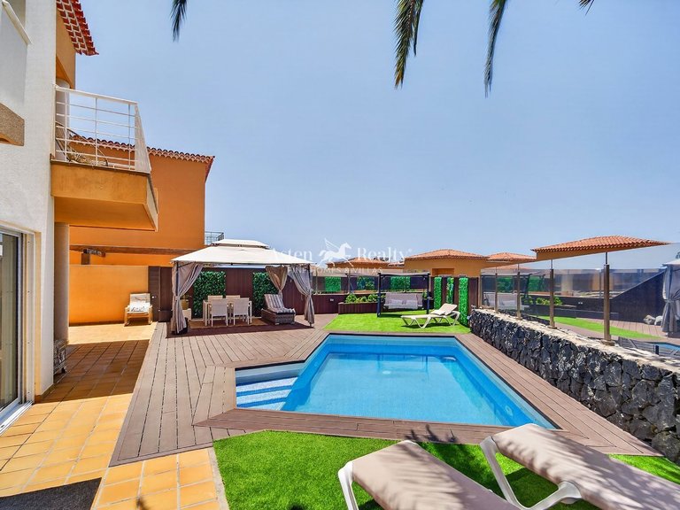 Villa for Sale in Puerto De Santiago, Tenerife 3