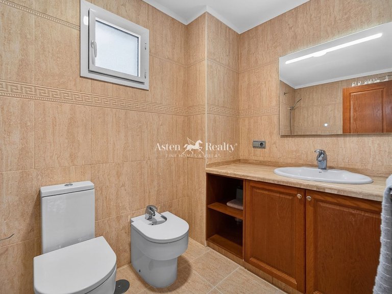 Villa for Sale in Puerto De Santiago, Tenerife 37