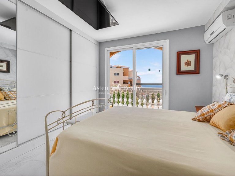 Town House for Sale in Los Cristianos, Tenerife 16